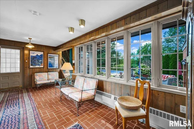 $495,000 | 62 Redwood Circle, Canton, IL 61520