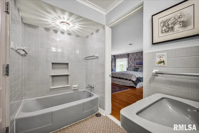 $495,000 | 62 Redwood Circle, Canton, IL 61520