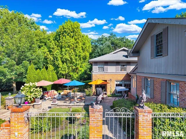 $495,000 | 62 Redwood Circle, Canton, IL 61520