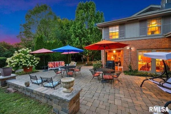 $469,000 | 62 Redwood Circle, Canton, IL 61520