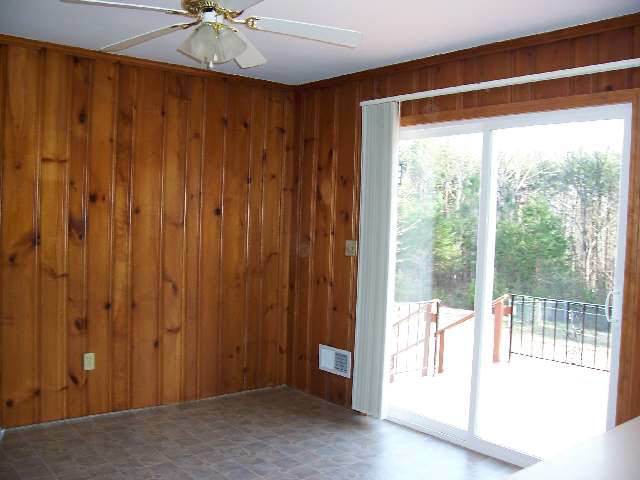 909 Old Liberty Road Easley, SC 29640 - Photo 7 of 9