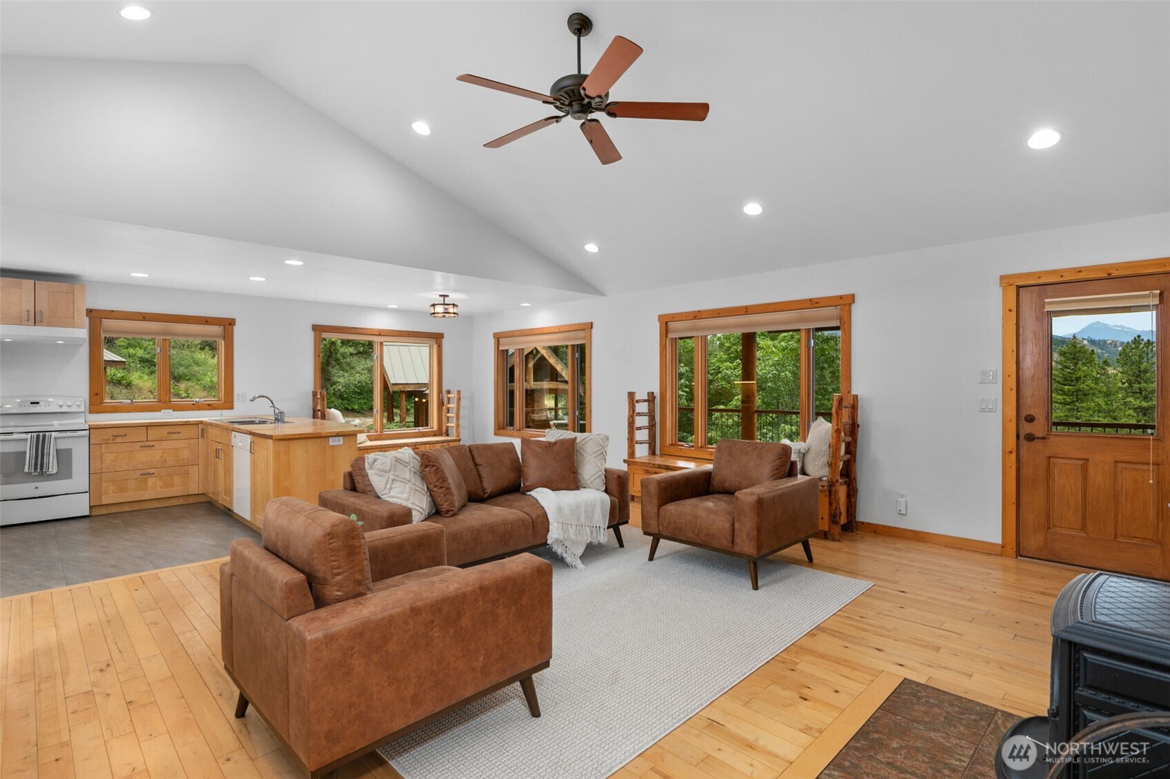 4759 Sky Meadows Road Cashmere, WA 98815 - Photo 12 of 39