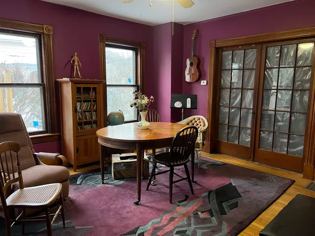 $275,000 | 16 Washington Street, Brattleboro, VT 05301