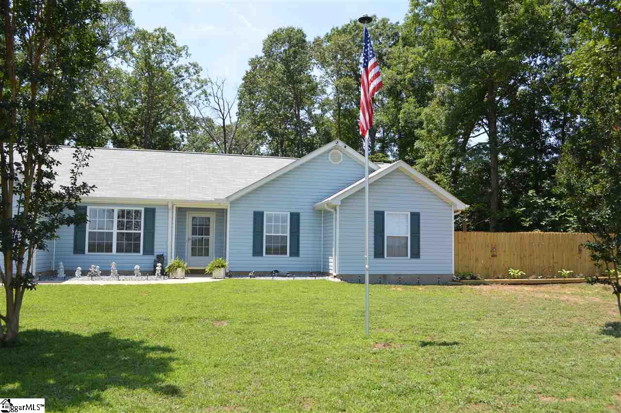 512 East Victor Hill Road Duncan, SC 29334 - Photo 2 of 27 Gallery Image 2