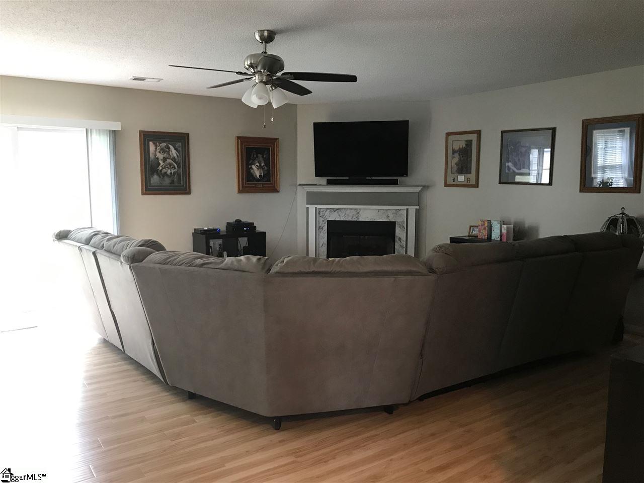 512 East Victor Hill Road Duncan, SC 29334 - Photo 6 of 27 Front Room with Sliding Door