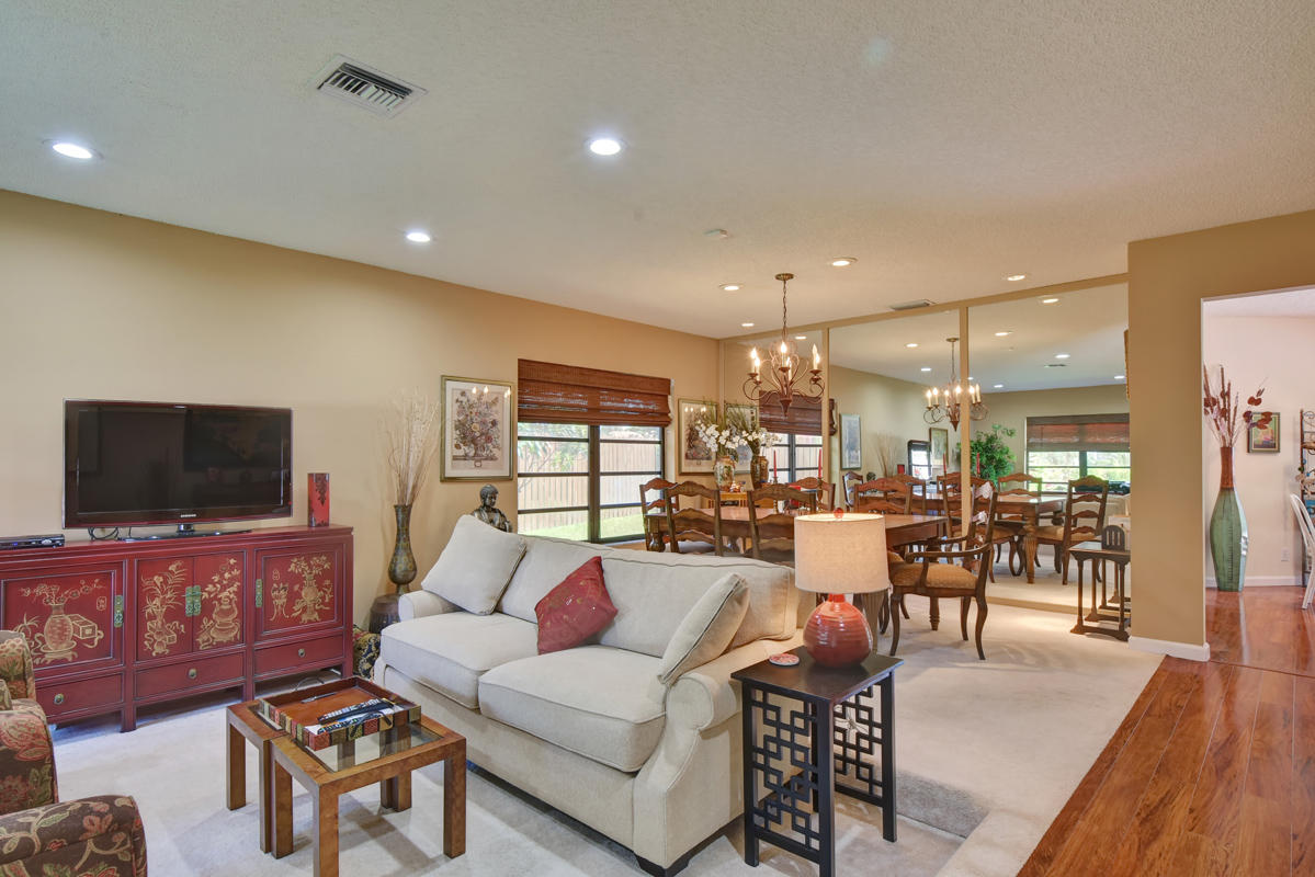22970 Greenview Terrace Boca Raton, FL 33433 - Photo 5 of 20 N2G04