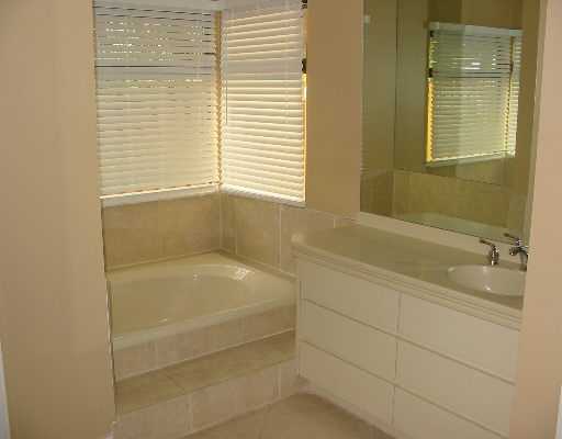136 Rotunda Drive Jupiter, FL 33477 - Photo 8 of 12 Additional Photo