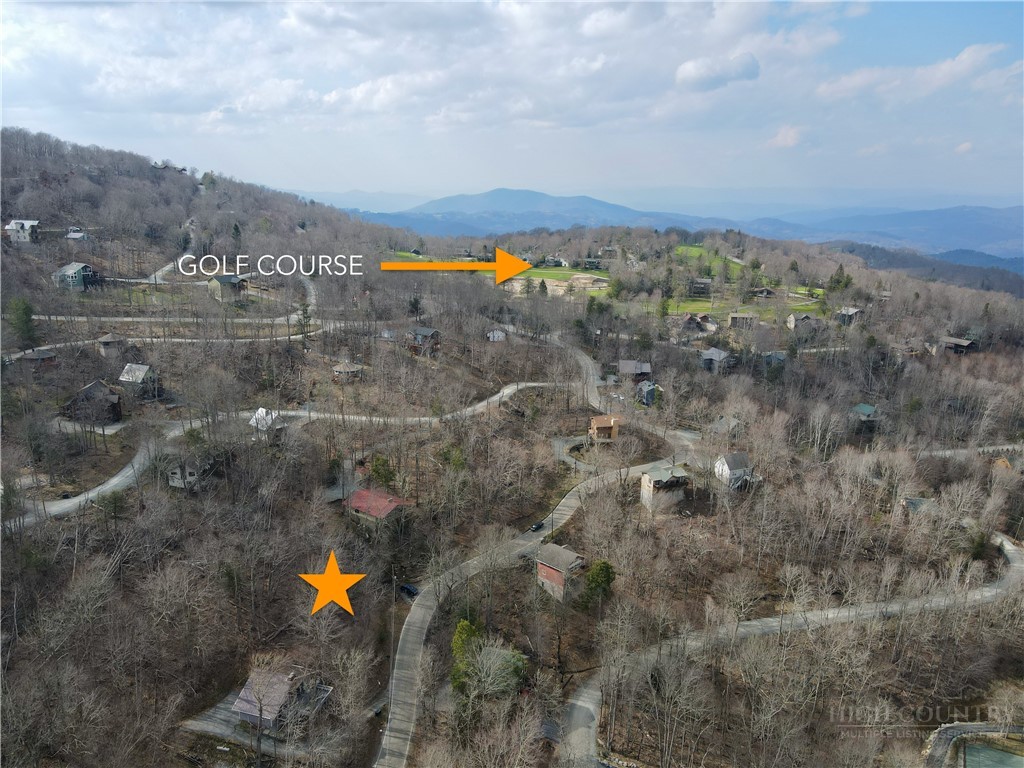 218 Lake Road Beech Mountain, NC 28604 - Photo 4 of 10 an aerial view of multiple house