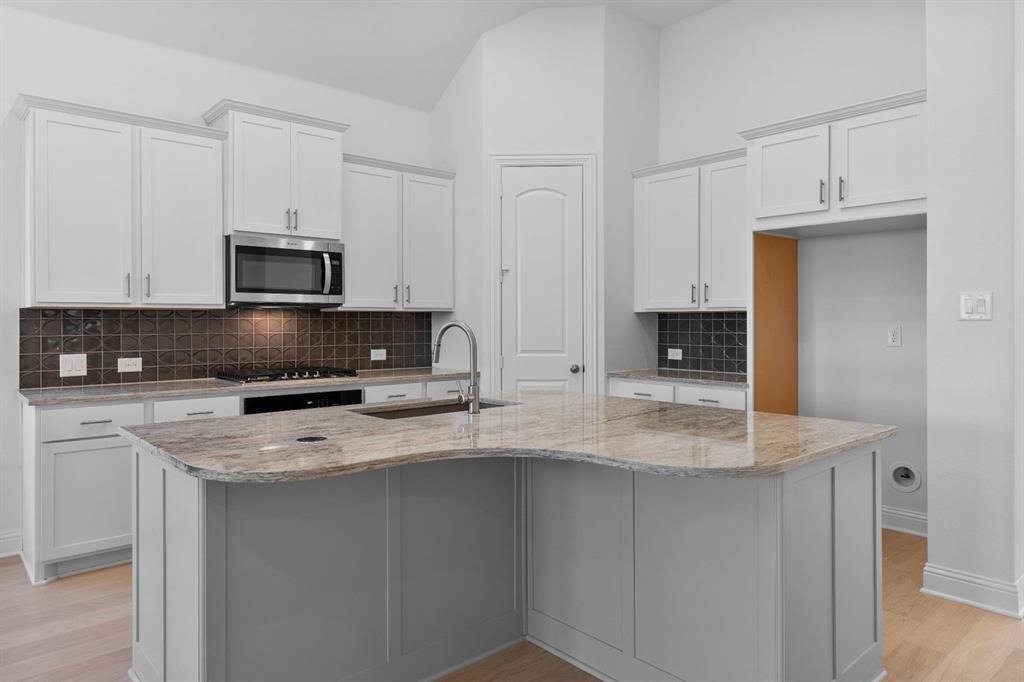 204 Bay Laurel Road McKinney, TX 75071 - Photo 11 of 29 DAL_Trinity Falls_Lamar_204 Bay Laurel Road (7)