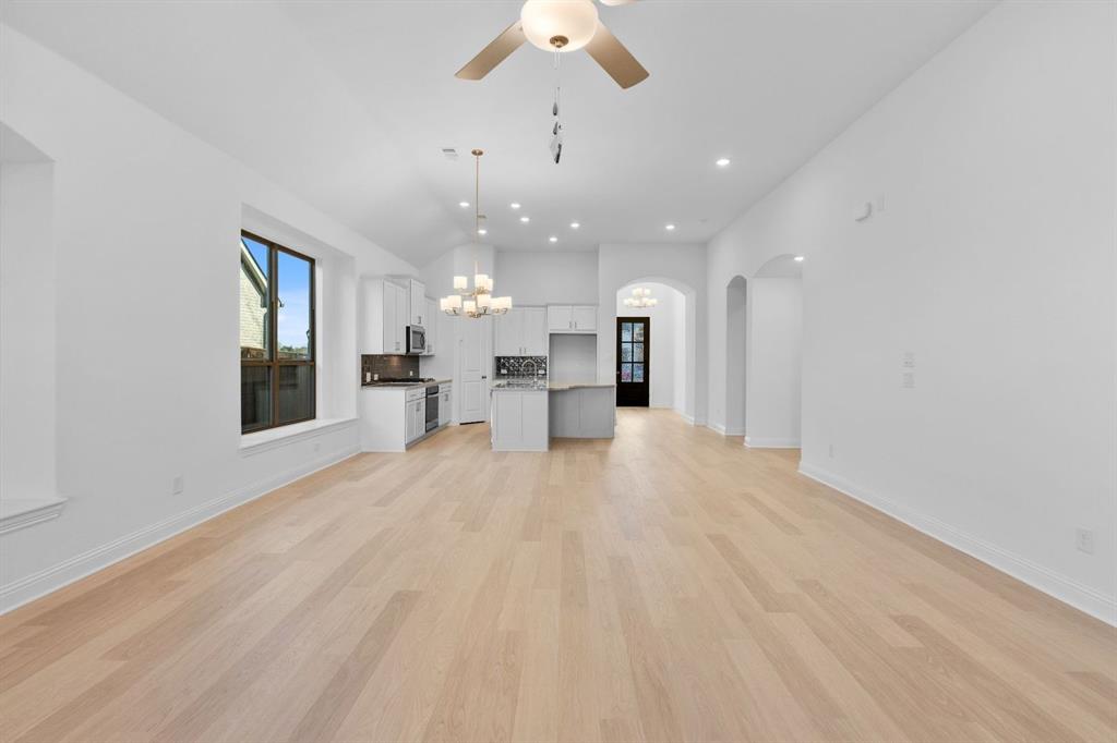 204 Bay Laurel Road McKinney, TX 75071 - Photo 16 of 29 DAL_Trinity Falls_Lamar_204 Bay Laurel Road (13)