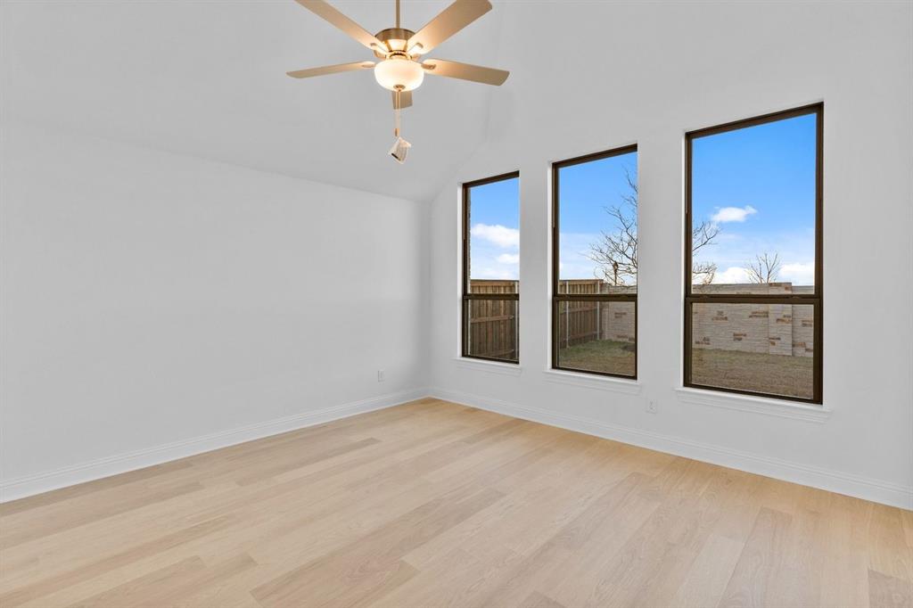 204 Bay Laurel Road McKinney, TX 75071 - Photo 19 of 29 DAL_Trinity Falls_Lamar_204 Bay Laurel Road (16)