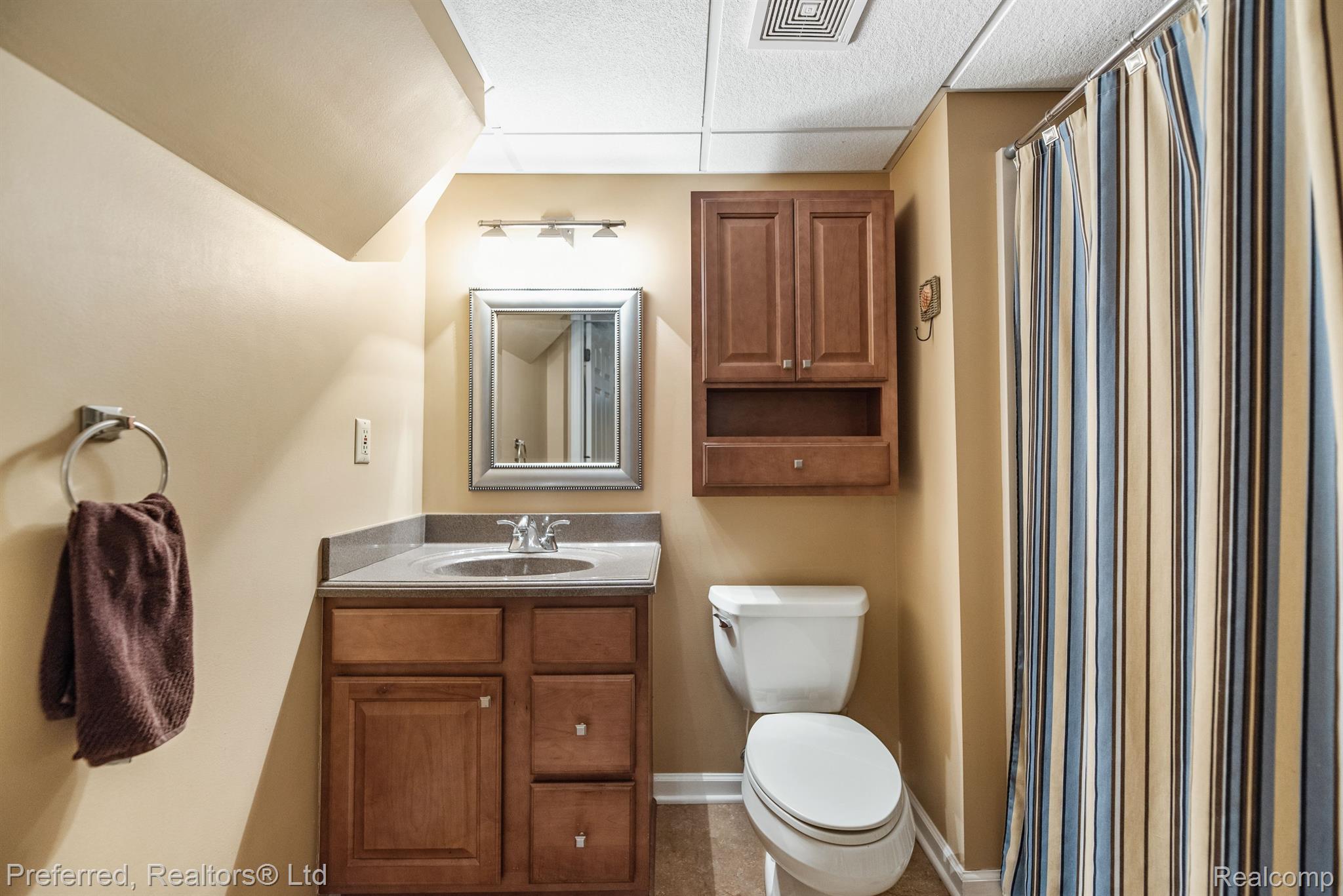 7400 Provincial Road Canton, MI 48187 - Photo 18 of 21 Gallery Image 18