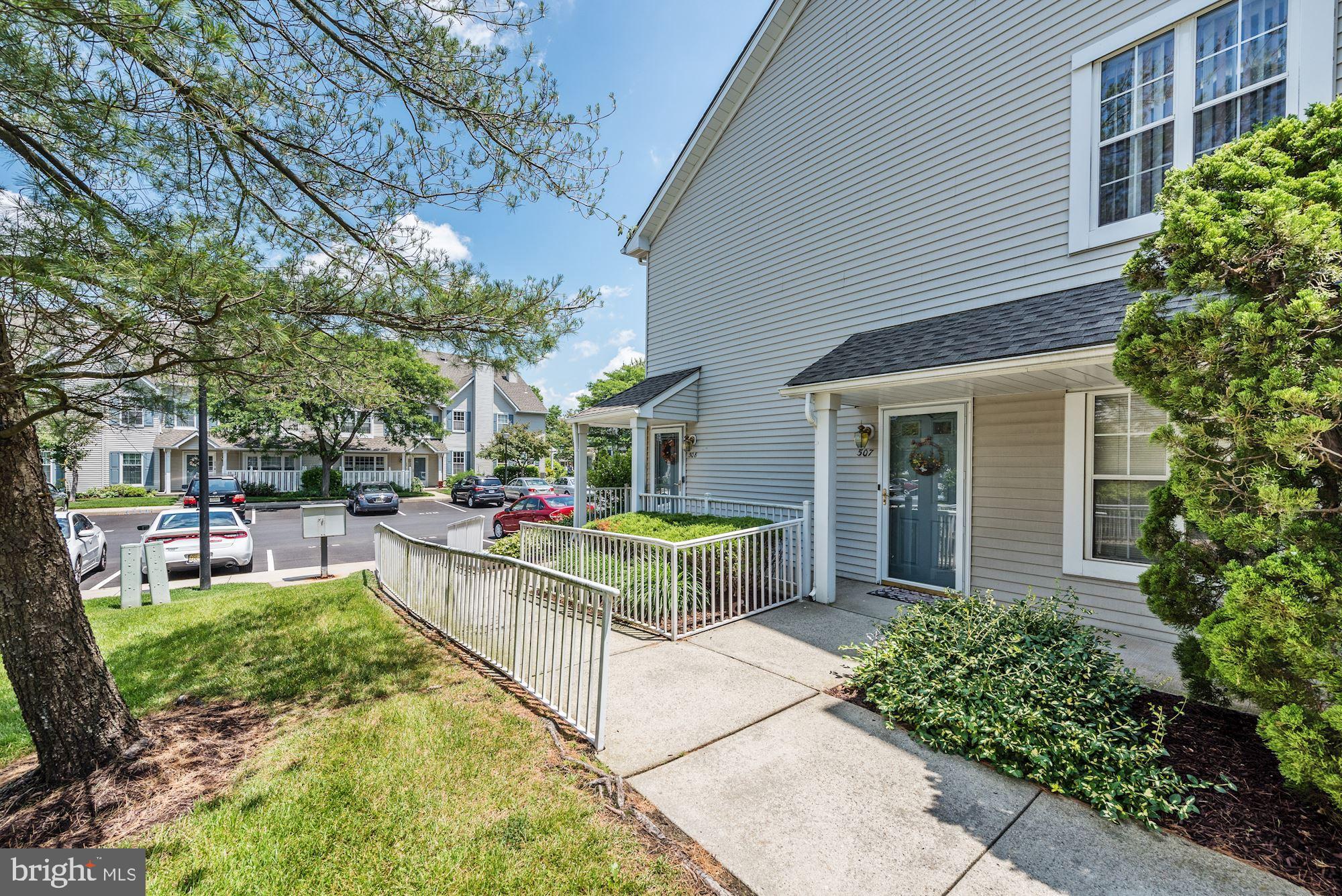508 Wharton Road Mount Laurel, NJ 08054 - Photo 2 of 19