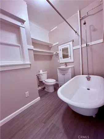 $1,495 | 406 Linden Avenue, Unit 5, Long Beach, CA 90802