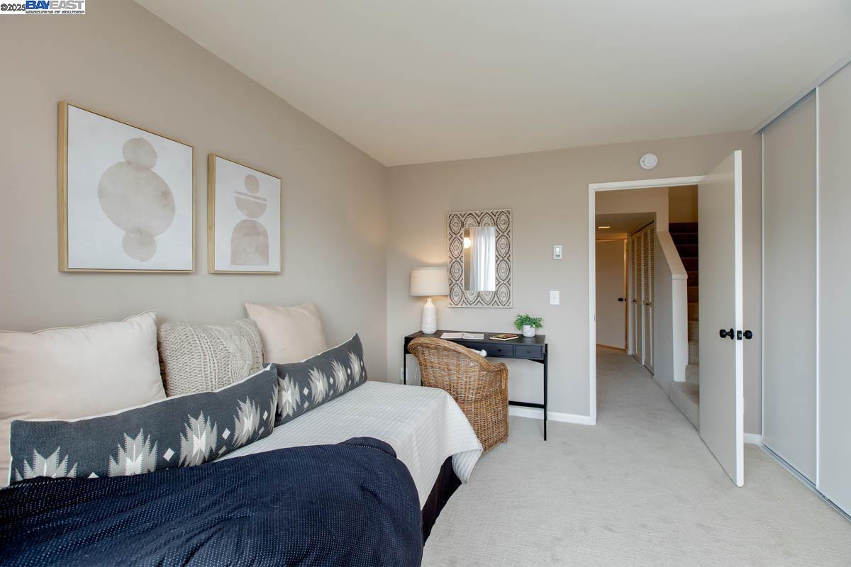 2101 Shore Line Drive, Unit 475 Alameda, CA 94501 - Photo 26 of 37 a living room with furniture and wooden floor