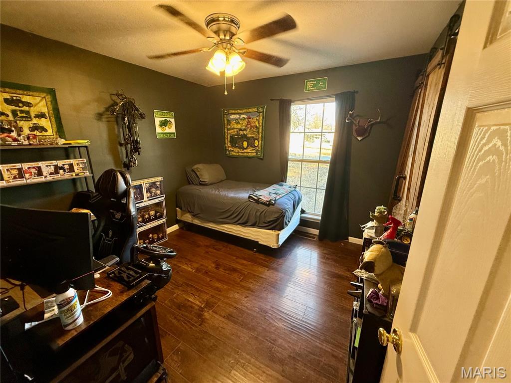 604 Locust Street Cuba, MO 65453 - Photo 9 of 21