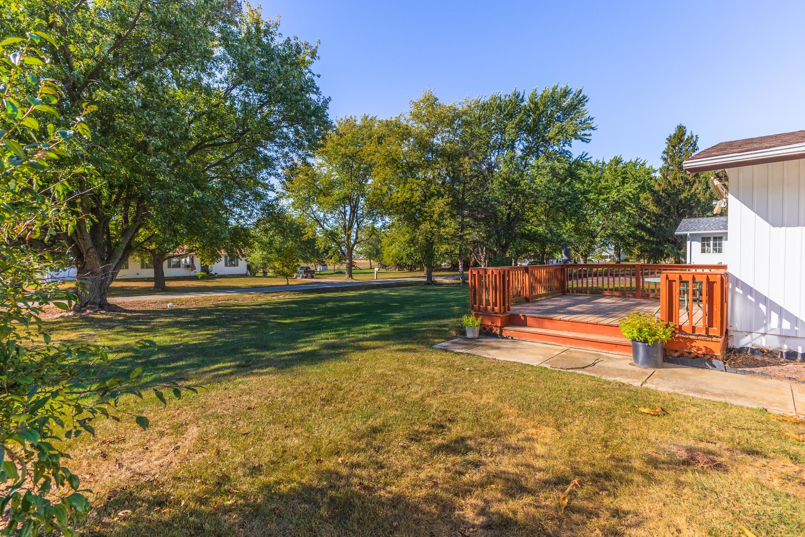 504 West Jackson Street Cullom, IL 60929 - Photo 41 of 51 a view of a park with large trees