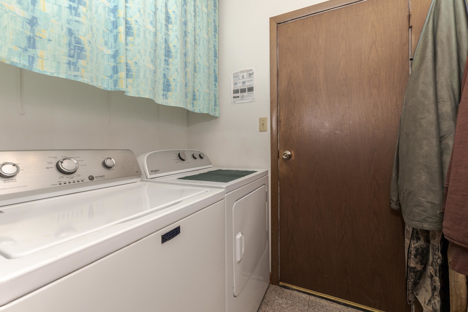 504 West Jackson Street Cullom, IL 60929 - Photo 47 of 51 a utility room with dryer and washer
