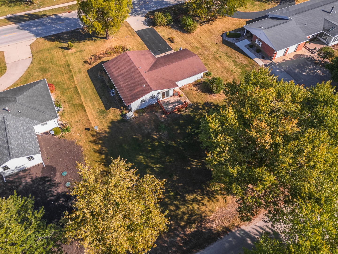 504 West Jackson Street Cullom, IL 60929 - Photo 6 of 51 an aerial view of house with yard