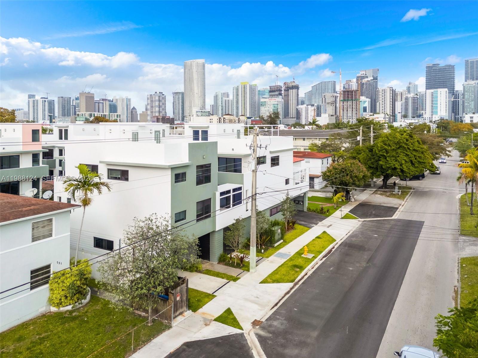 721 Southwest 11th Street, Unit E Miami, FL 33129 - Photo 26 of 26 a picture of city view