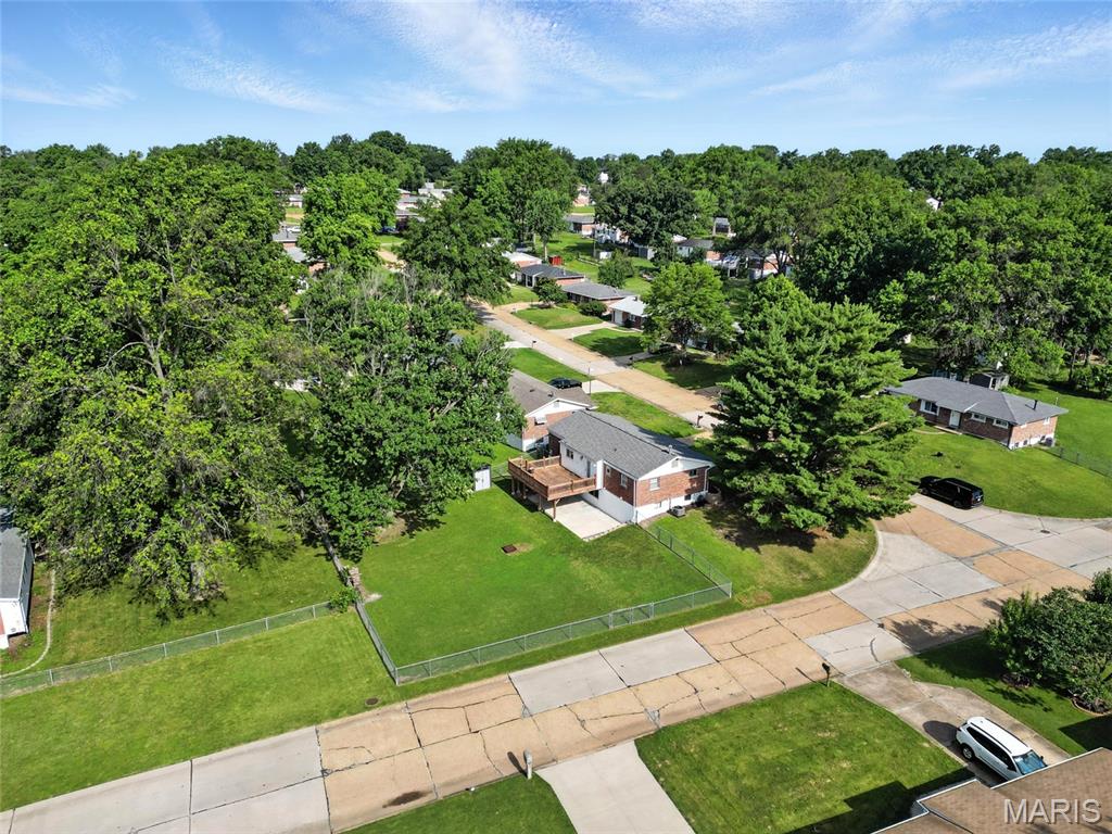9800 Ridgely Lane Affton, MO 63123 - Photo 33 of 38
