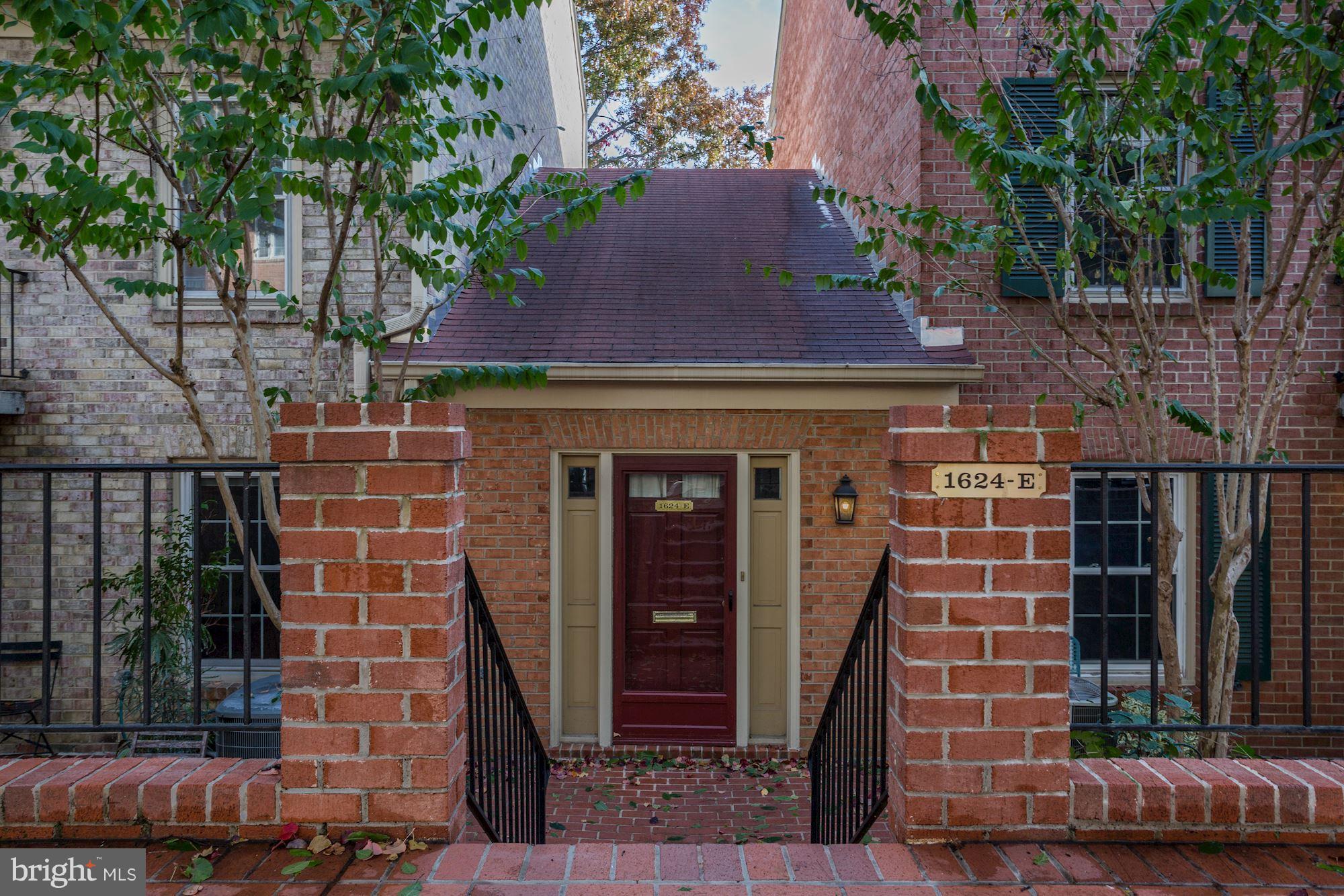 1624 Beekman Place Northwest, Unit E Washington, DC 20009 - Photo 3 of 24