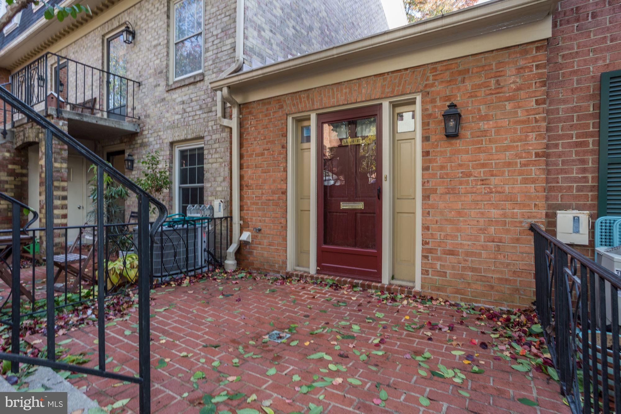 1624 Beekman Place Northwest, Unit E Washington, DC 20009 - Photo 4 of 24
