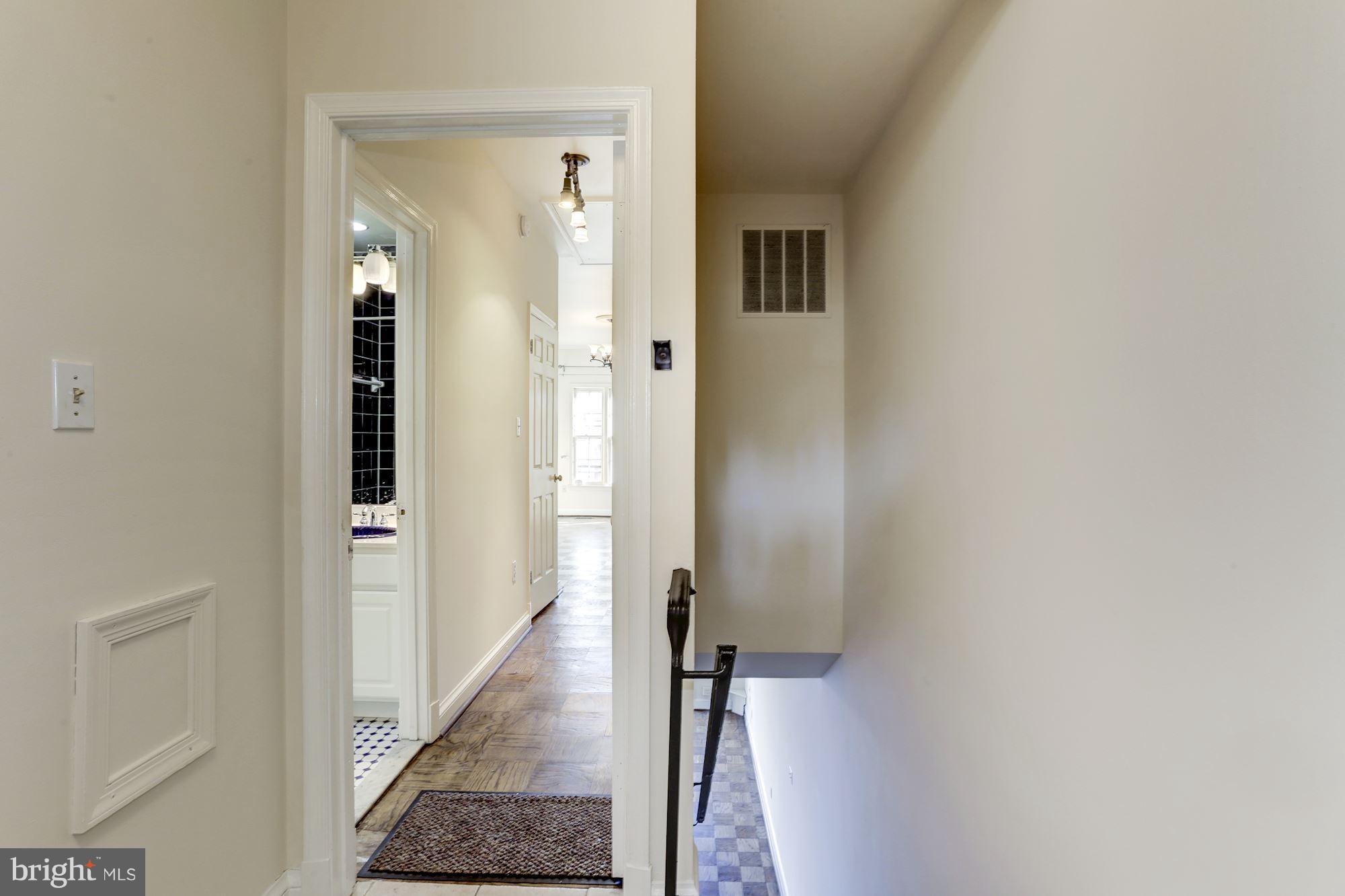 1624 Beekman Place Northwest, Unit E Washington, DC 20009 - Photo 6 of 24
