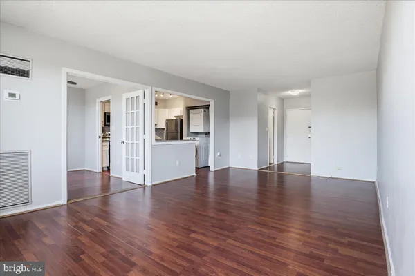 $1,850 | 5500 Holmes Run Parkway, Unit 703, Alexandria, VA 22304