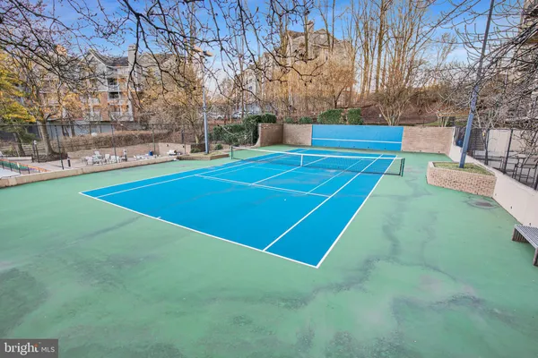 $1,900 | 5500 Holmes Run Parkway, Unit 703, Alexandria, VA 22304