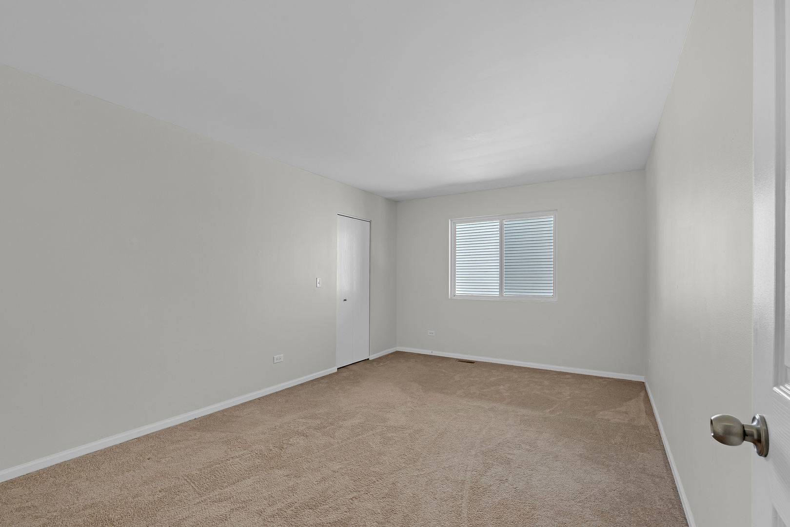 2216 Caton Ridge Drive Plainfield, IL 60586 - Photo 15 of 23 Gallery Image 15