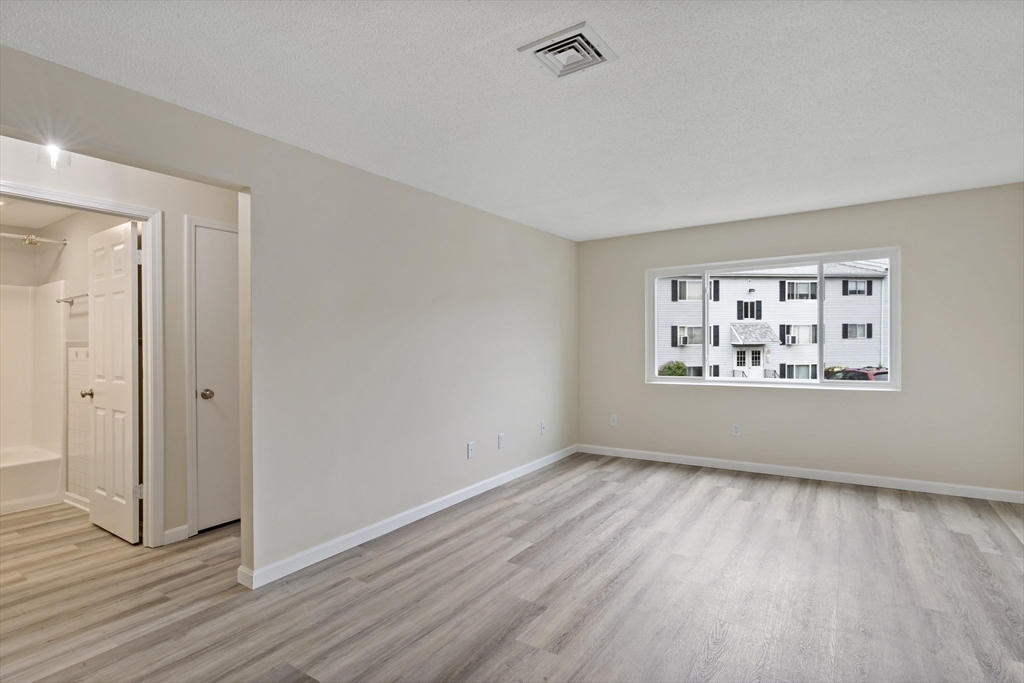 5455 North Main Street, Unit 4D Fall River, MA 02720 - Photo 14 of 23