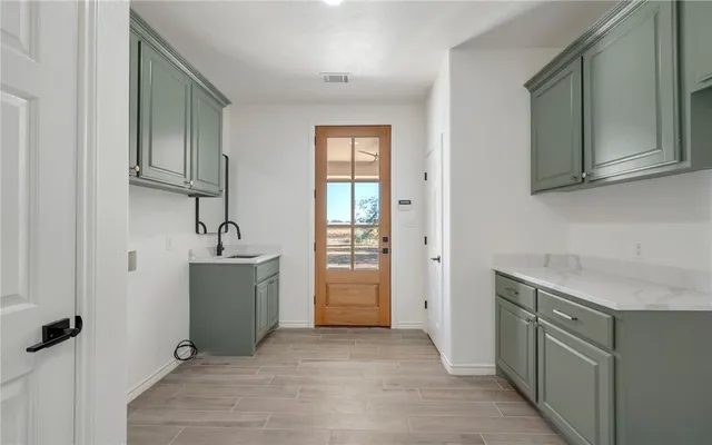 $1,199,000 | 4791 Highway 21, Caldwell, TX 77836