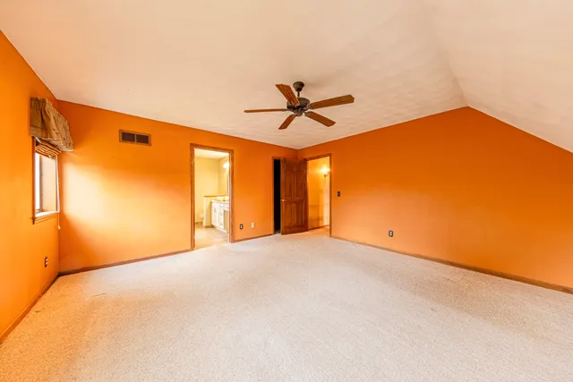 $599,900 | 1819 West Aberdeen Drive, Janesville, WI 53545