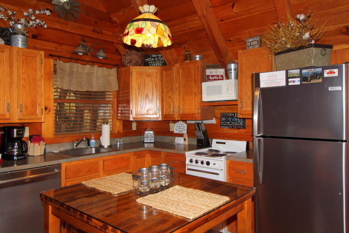 4136 Evans Chapel Road Sevierville, TN 37876 - Photo 3 of 20 6