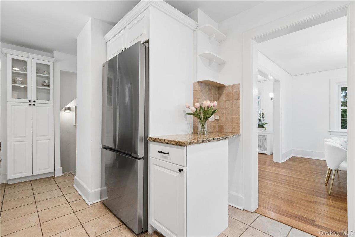 65 Wildwood Road New Rochelle, NY 10804 - Photo 9 of 29
