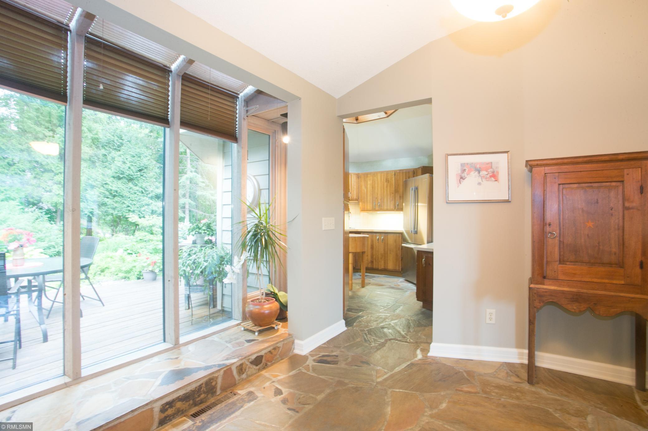 8009 Lea Road Bloomington, MN 55438 - Photo 13 of 67 Gallery Image 13
