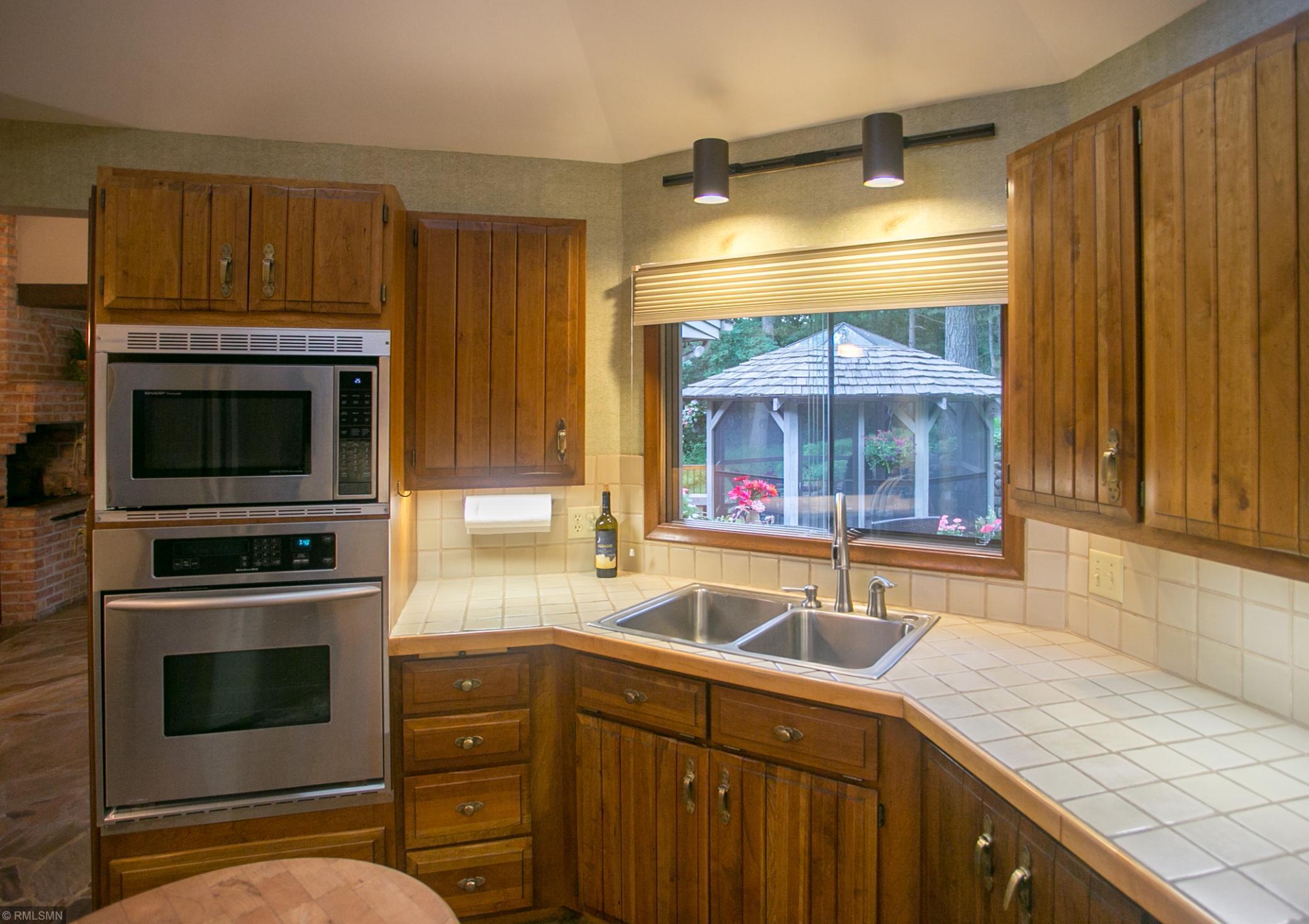 8009 Lea Road Bloomington, MN 55438 - Photo 22 of 67 Gallery Image 22