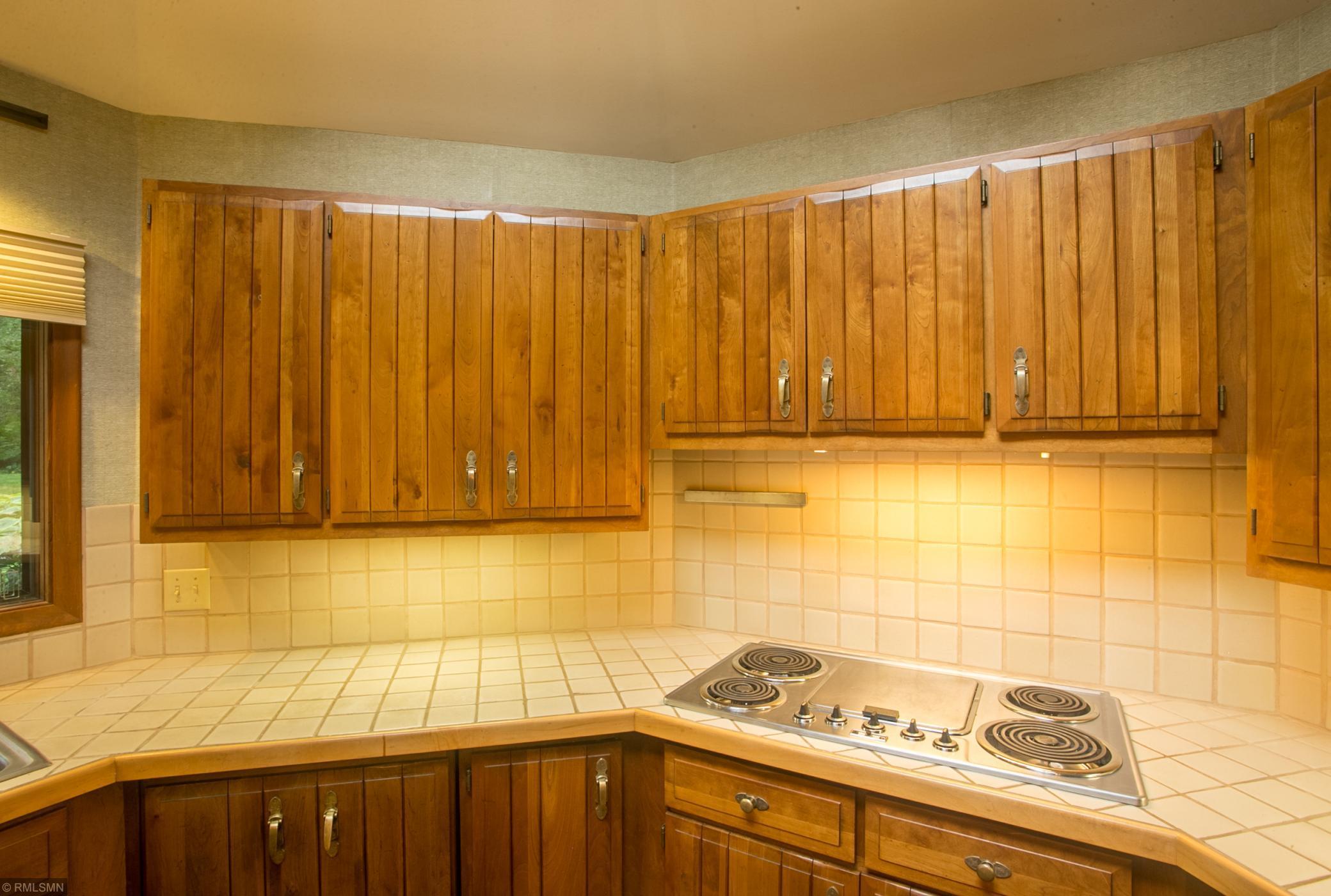 8009 Lea Road Bloomington, MN 55438 - Photo 23 of 67 Gallery Image 23
