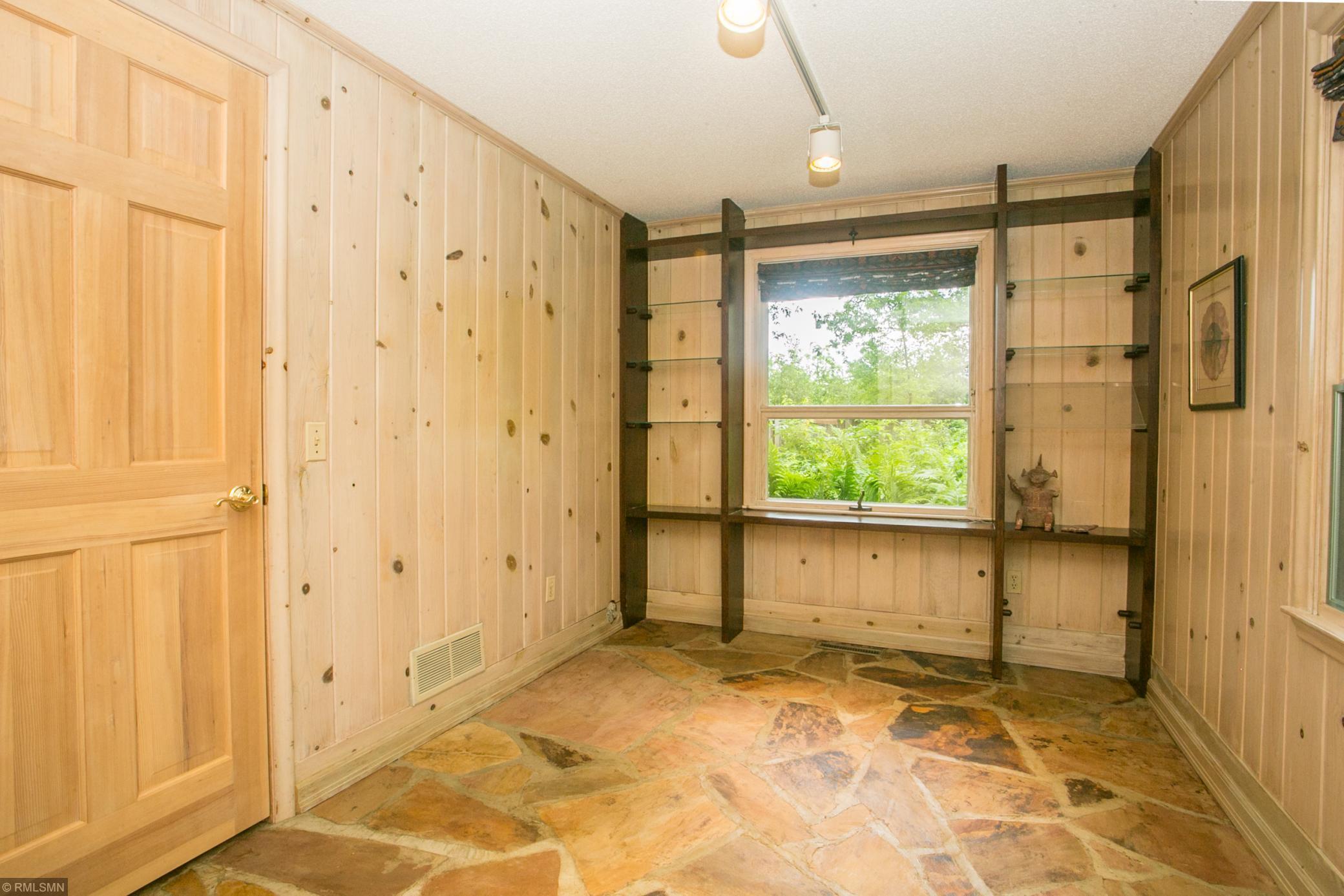 8009 Lea Road Bloomington, MN 55438 - Photo 29 of 67 Gallery Image 29