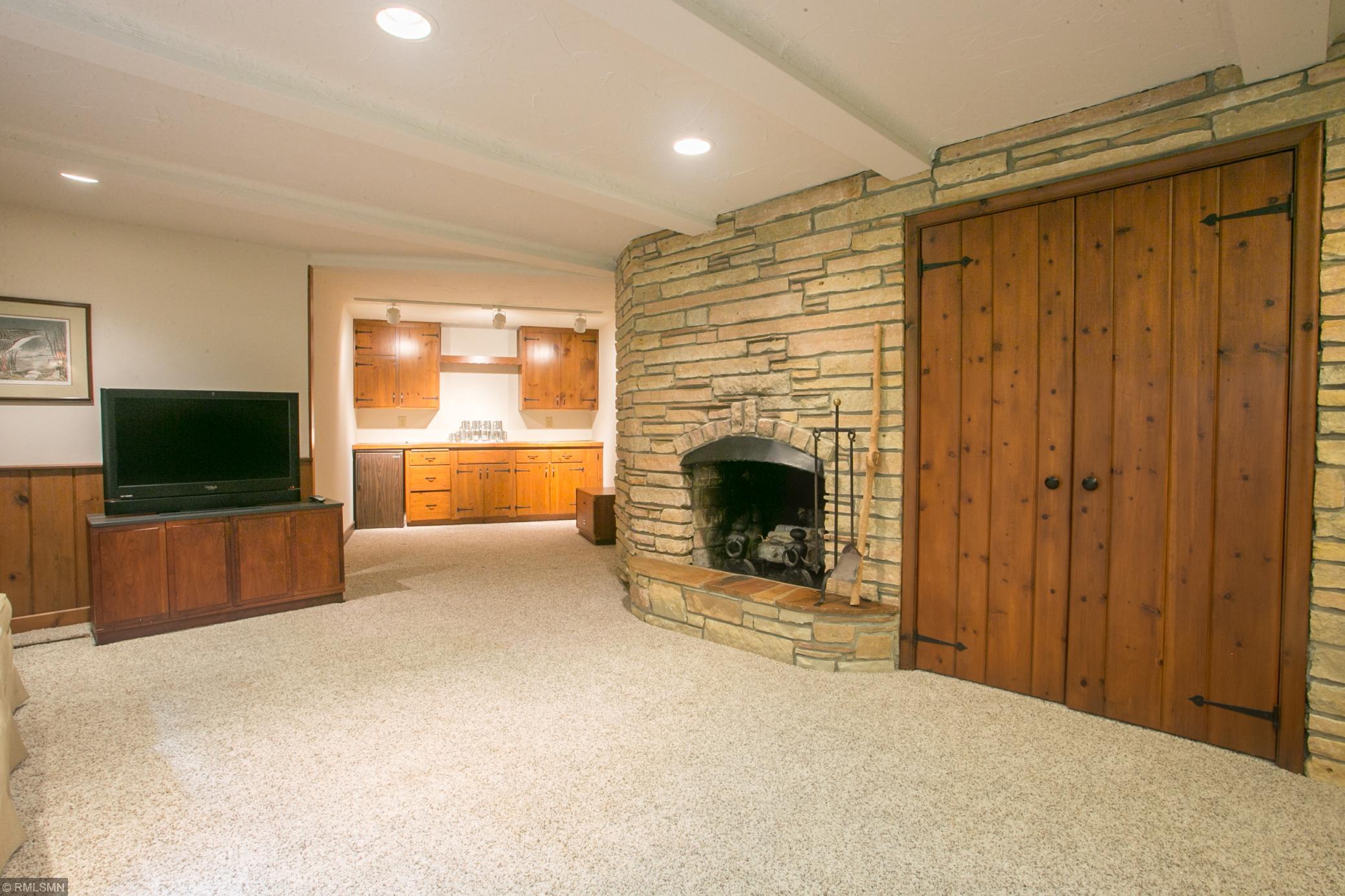 8009 Lea Road Bloomington, MN 55438 - Photo 35 of 67 Gallery Image 35