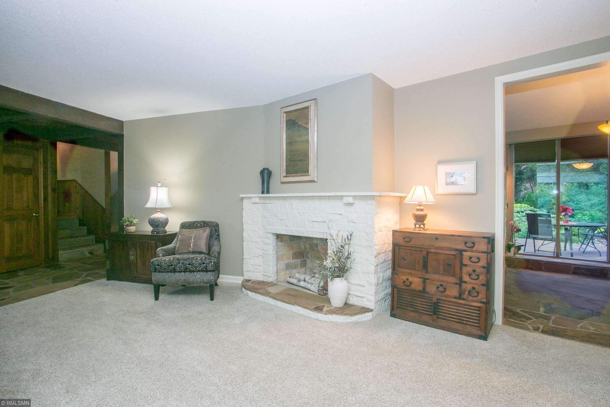 8009 Lea Road Bloomington, MN 55438 - Photo 5 of 67 Gallery Image 5
