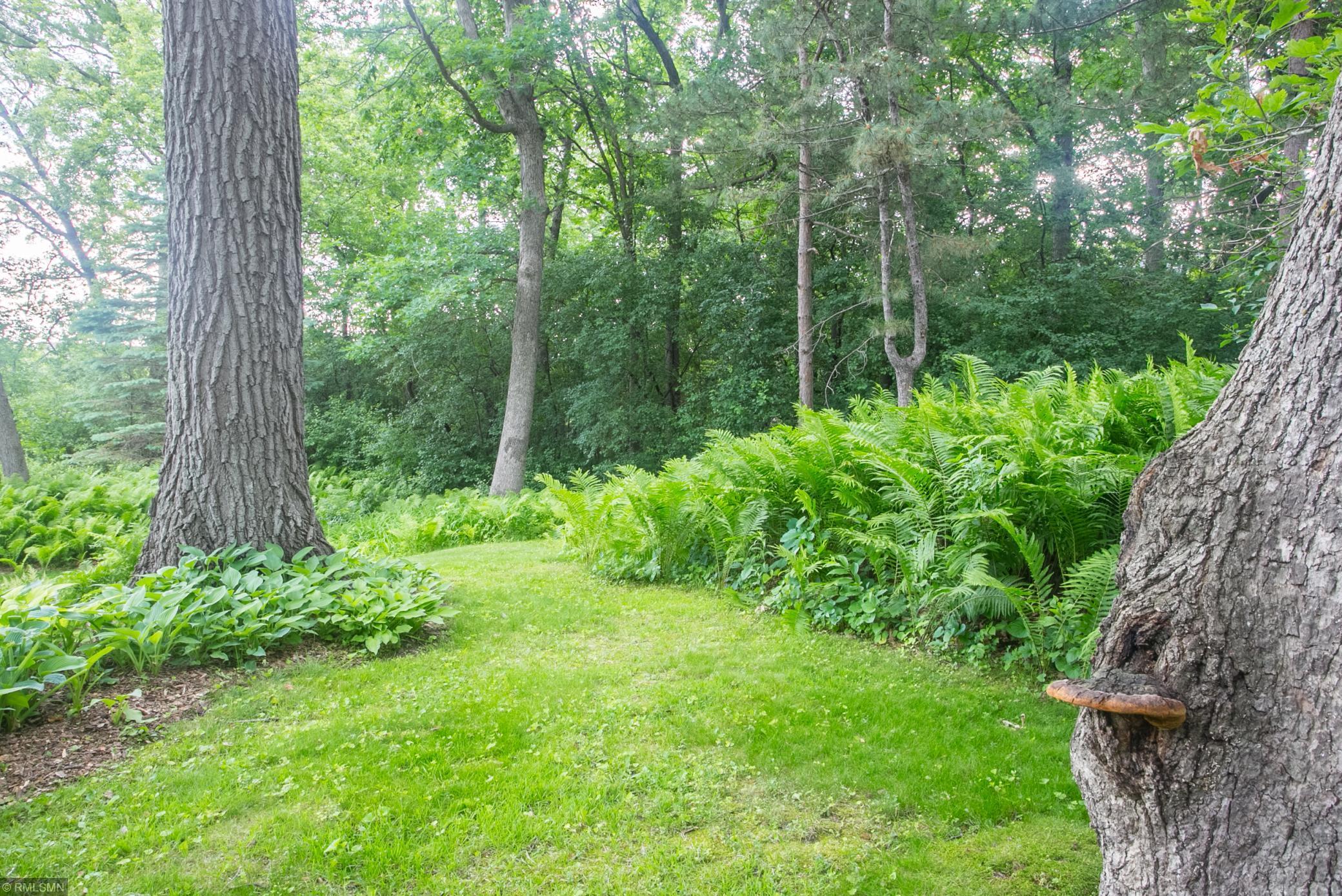 8009 Lea Road Bloomington, MN 55438 - Photo 49 of 67 Gallery Image 49