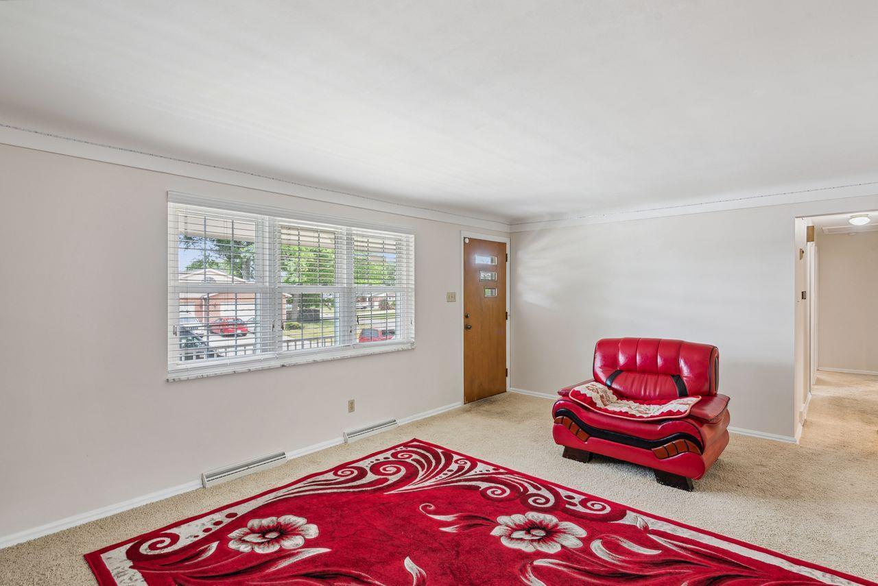 3487 Rocker Drive Cincinnati, OH 45239 - Photo 4 of 36