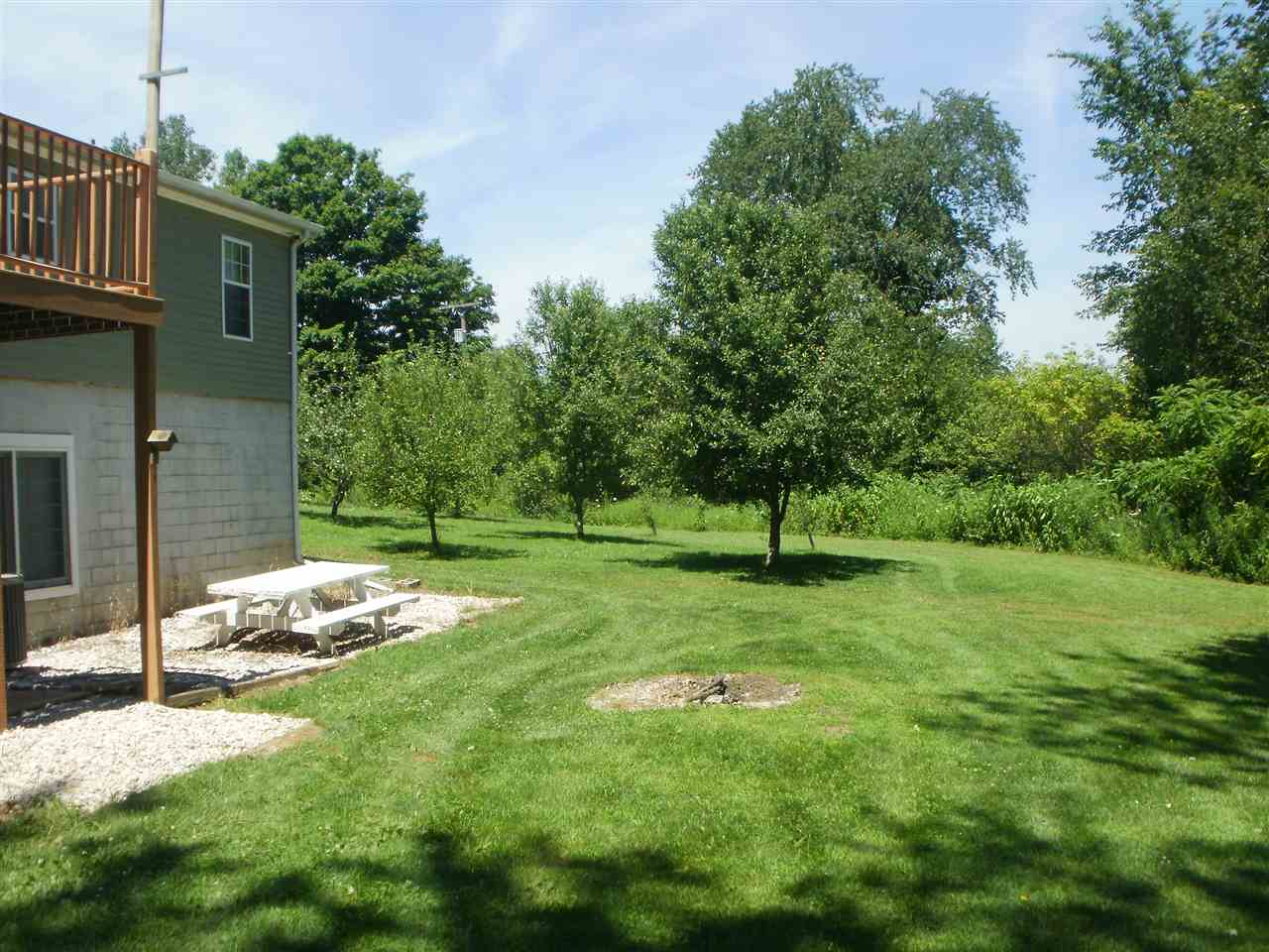 3295 Maurer Road Charlotte, MI 48813 - Photo 6 of 41 1804065-6.JPG
