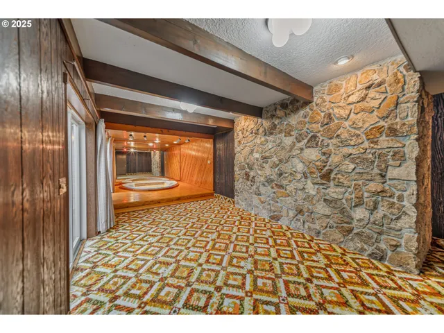 a view of livingroom with furniture and wooden floor