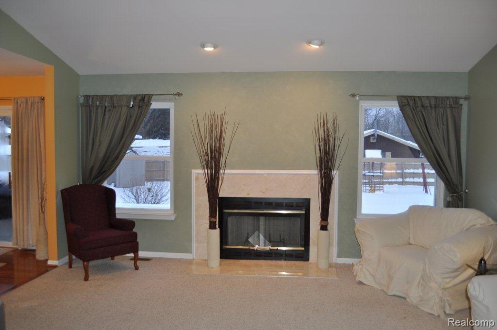 19710 Merriman Road Livonia, MI 48152 - Photo 4 of 21 3_FAM2