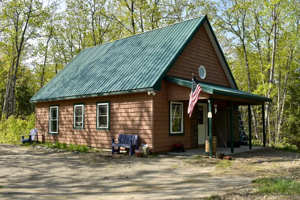 $299,000 | 7 Mossy Rdg Road, Belfast, ME 04915