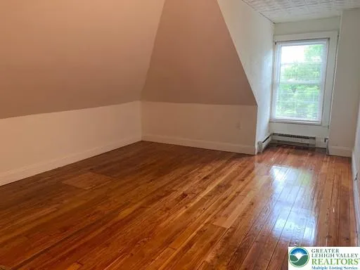 $1,495 | 1030 Center Street, Unit 2, Bethlehem, PA 18018