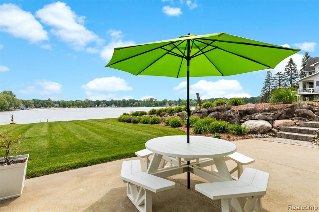 5786 Bullard Road Fenton, MI 48430 - Photo 45 of 65